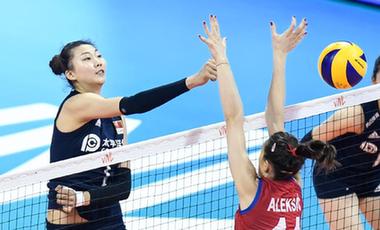 世界女排联赛总决赛：中国将与意大利争夺最后一个四强席位