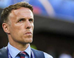 英女足主帅内维尔明年7月卸任