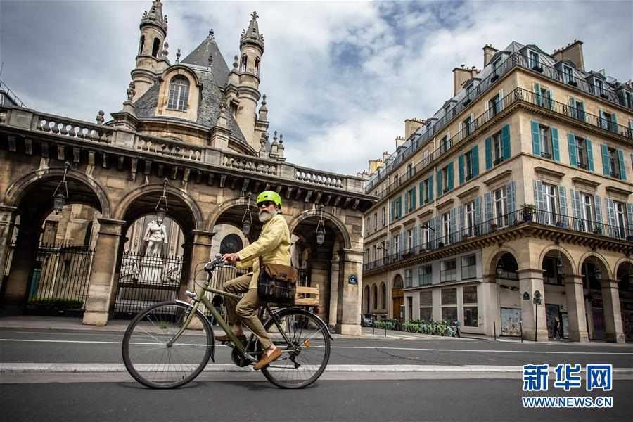 巴黎：解封后部分街道将仅限自行车上路
