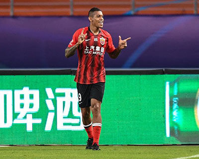 中超单场消息：单拳难敌四手 天津泰达被上海上港3:1逆转