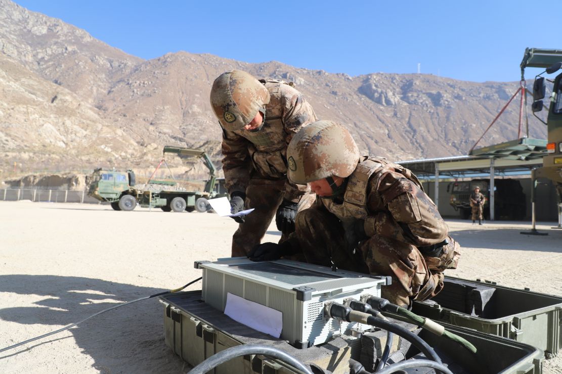 65班组协同迅速展开装备6565通报空情6565训练成效在分秒