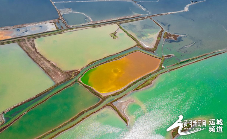 山西运城多彩盐湖美如画